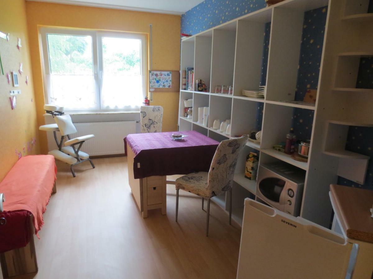 Gesund-Wellness Apartment Mandern  ภายนอก รูปภาพ